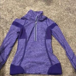 Lululemon top
